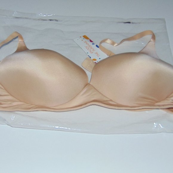 Charmo Beige Wireless Demi Bra - Size 38D - Picture 4 of 7